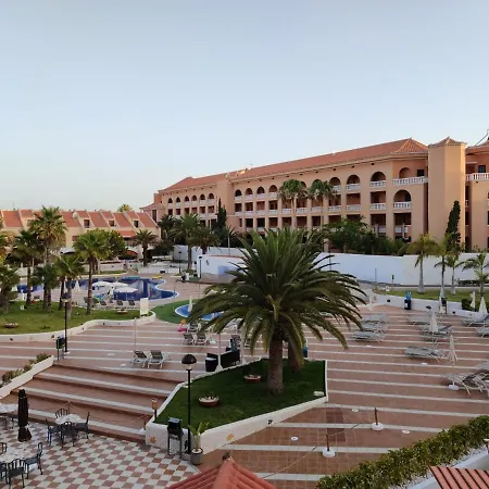 Comfortable Apartment A Few Meters From The Beach. * أرونا
