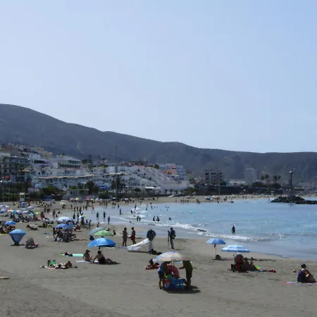 Comfortable Apartment A Few Meters From The Beach. أرونا