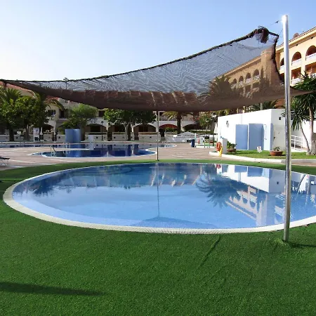 Comfortable Apartment A Few Meters From The Beach. شقة