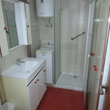 Comfortable Apartment A Few Meters From The Beach.