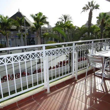 Comfortable Apartment A Few Meters From The Beach. شقة أرونا