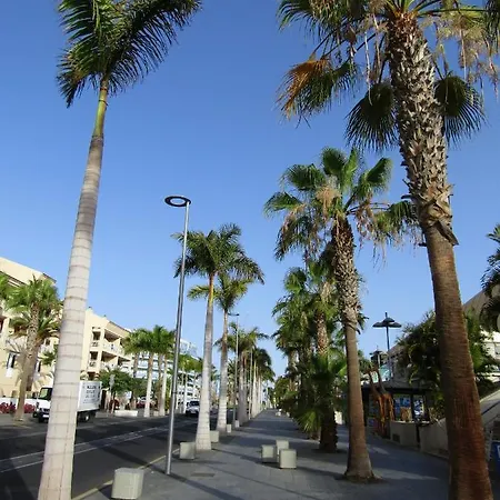 Comfortable Apartment A Few Meters From The Beach. شقة *